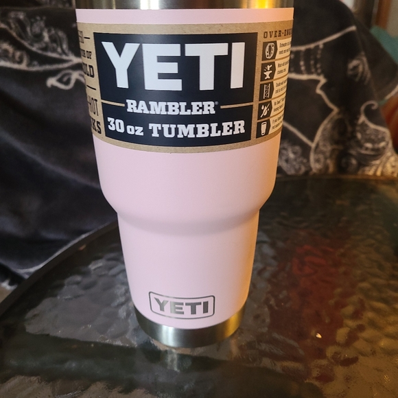 Yeti - Picture 1 of 5